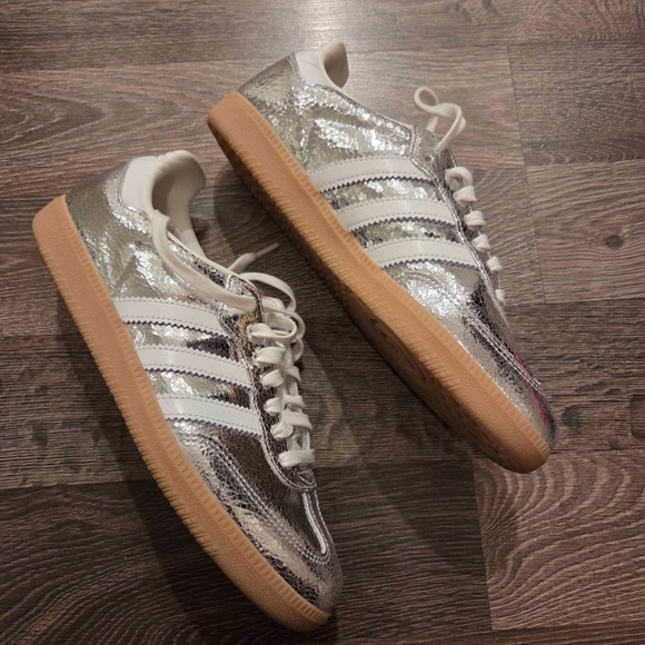 Adidas Women's Metallic Silver Sneakers - Picture 4 of 7
